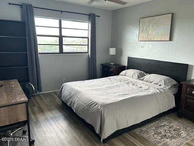 1 bed, 1.0 bath, 590 sqft, $1,400 — Photo 2
