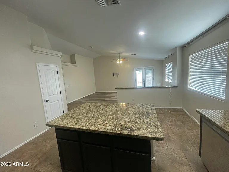 24403 N Oasis Blvd — Photo 8