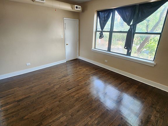 2nd image of 1114 S Central Park Ave #2