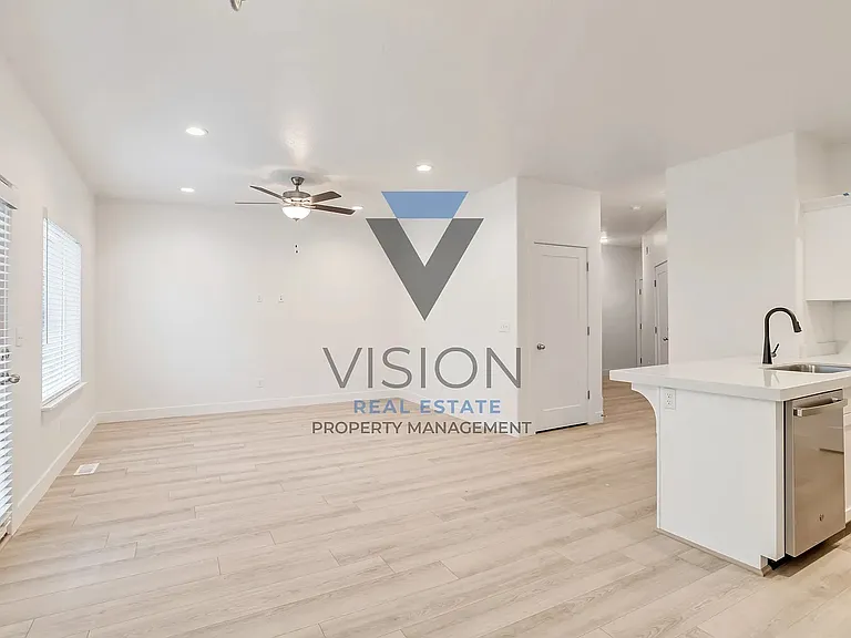 7243 N Silver Spring Way — Photo 10