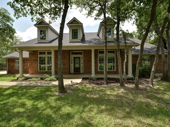 120 Juniper Trl, Elgin, TX 78621