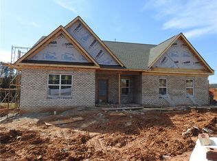 112 Gentry Farms Pl, King, NC 27021