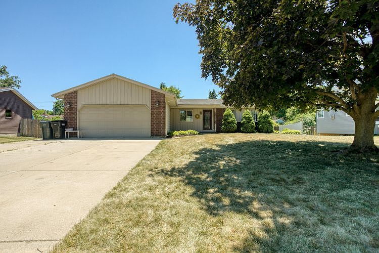 1st image of 2836 Bluewater Ln SW