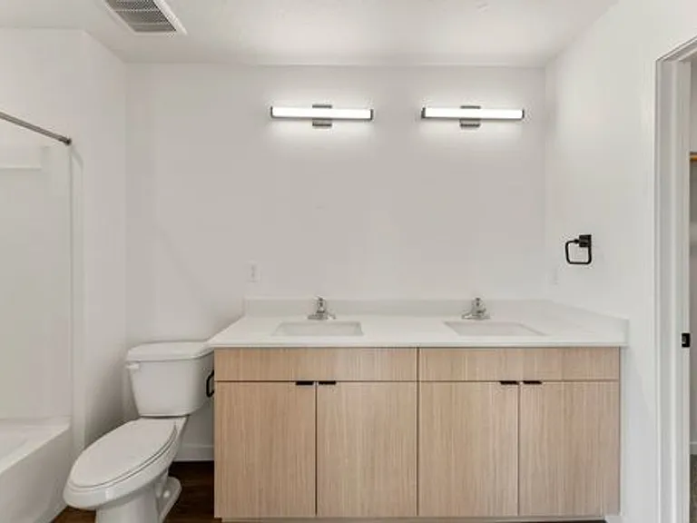 Coal Creek Townhomes — Photo 91