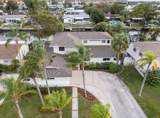 8712 Cobblestone Dr, Tampa, FL 33615