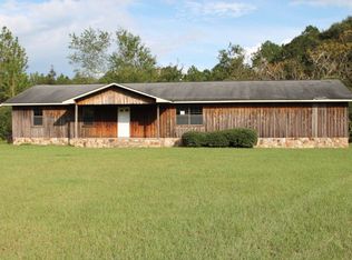 1924 New Hope Rd, Ambrose, GA 31512