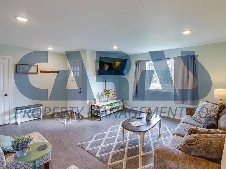 964 Burdock Dr — Photo 13