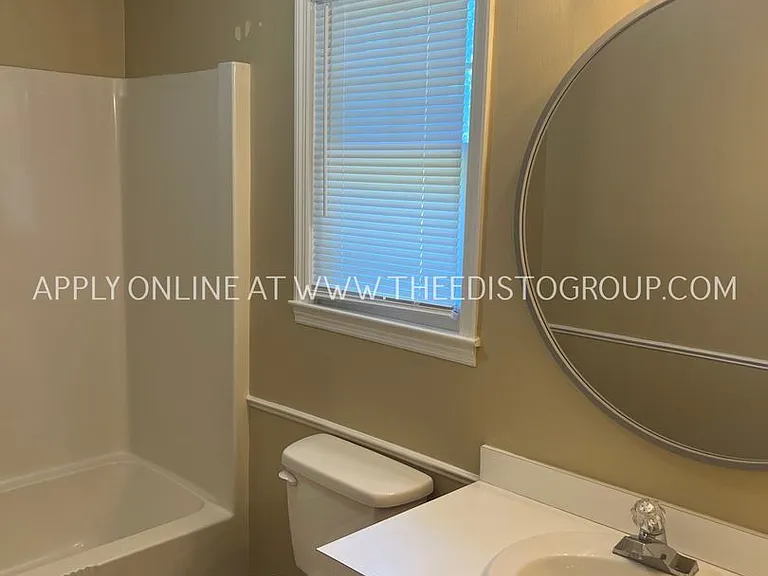 642 Medway Dr — Photo 7