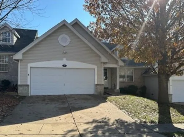 21 Autumn View Trail Ct, Bridgeton, MO 63044