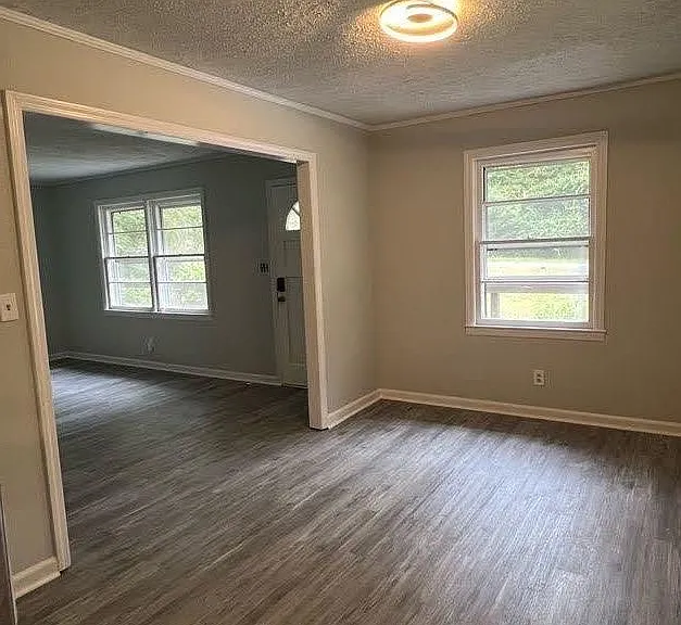 1642 E Fayetteville Rd — Photo 4