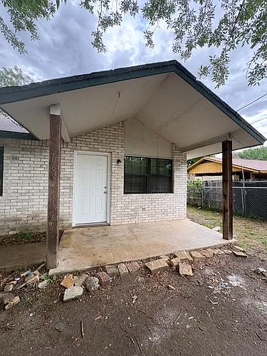 606 Guadalimar St Photo 1