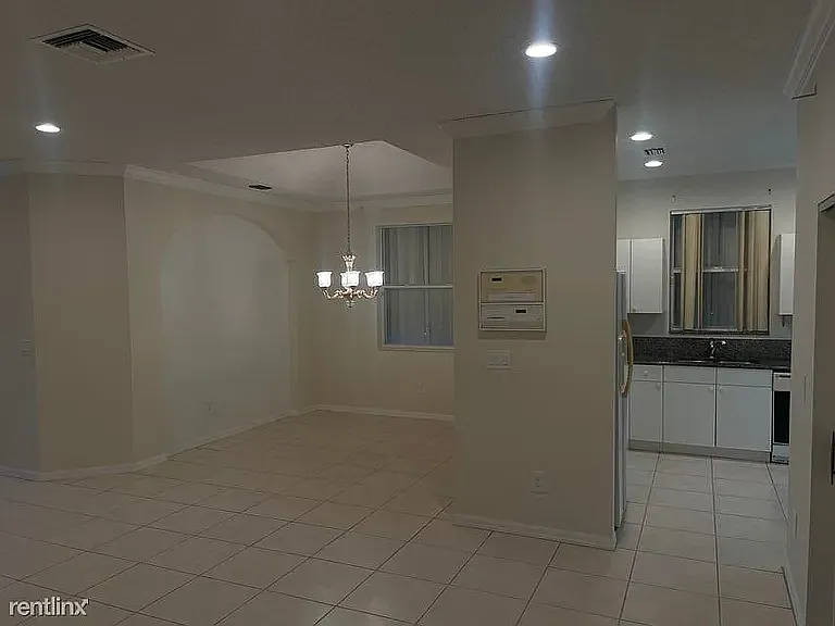 10895 Fillmore Dr — Photo 37
