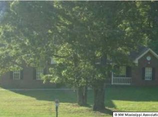 1050 West St #4, Holly Springs, MS 38635