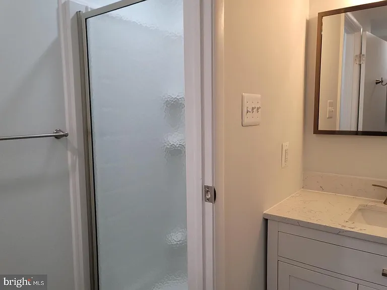 6220 Hillside Rd — Photo 16
