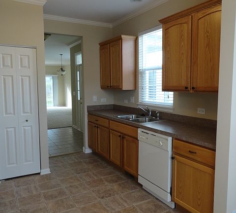 5th image of 1529 Reserve Ln