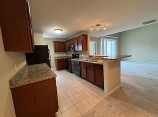 8471 Towne Center Cir N BUILDING 7-95-95, Warren, MI 48093