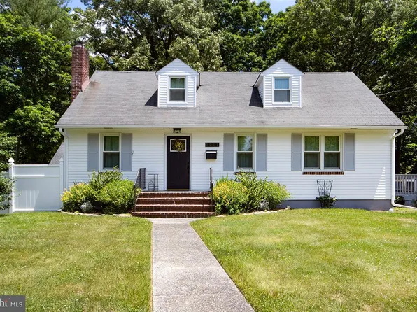 1011 Glen Lake Blvd, Pitman, NJ 08071