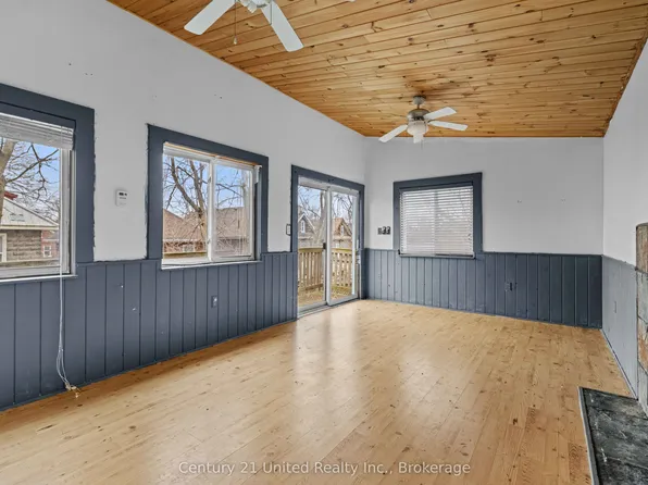 575 Bethune St, Peterborough, ON K9H 3Z7