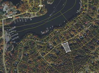 146 Tanbark Dr, Greentown, PA 18426