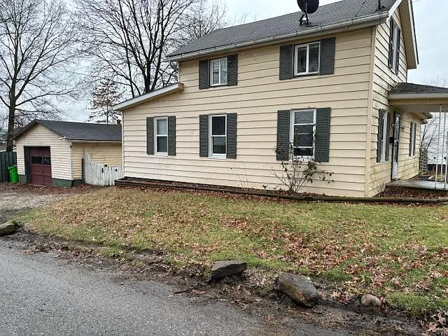 223 Spring St — Photo 17
