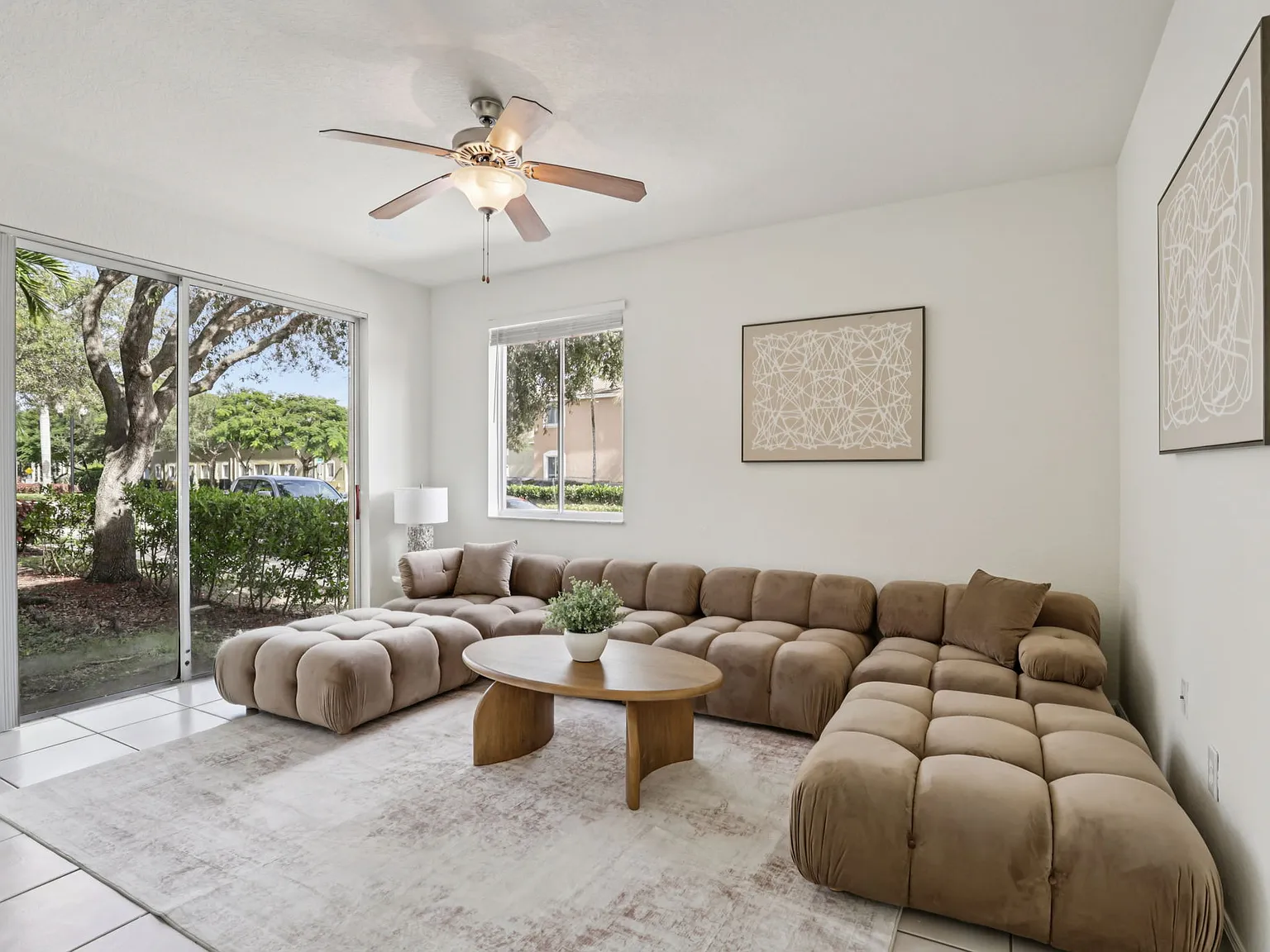 Seascape Pointe Townhomes — Photo 4