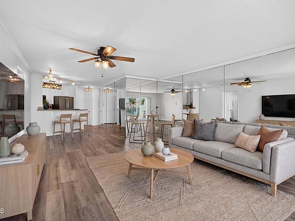 3rd image of 3101 Peninsula Rd APT 121