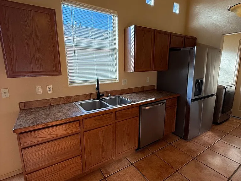 4804 Camino Dos Vidas — Photo 15