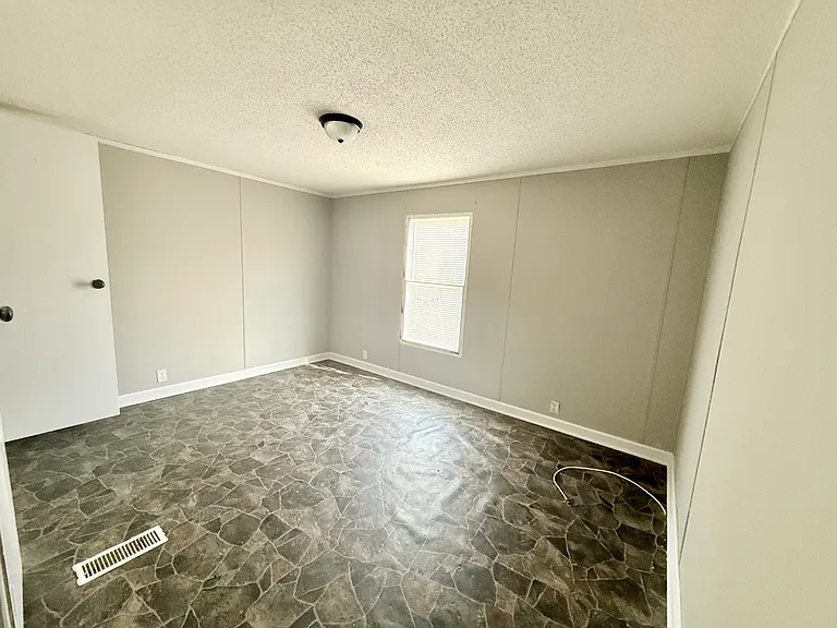 6021 Double R Cir — Photo 4