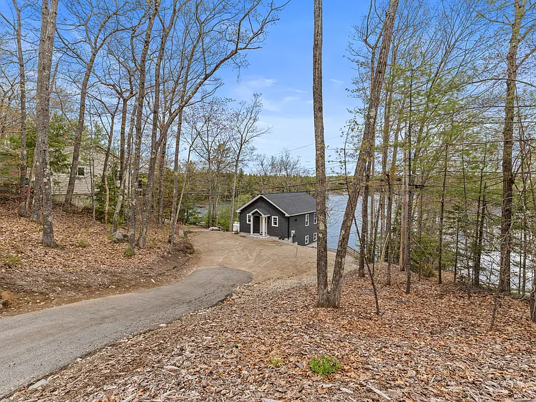 1296 W Shore Dr — Photo 28