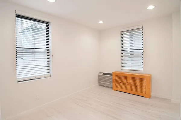 Rented by WAM Partners - William Moses Co. | media 35