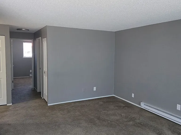 Orchard Park Apartments — Photo 21