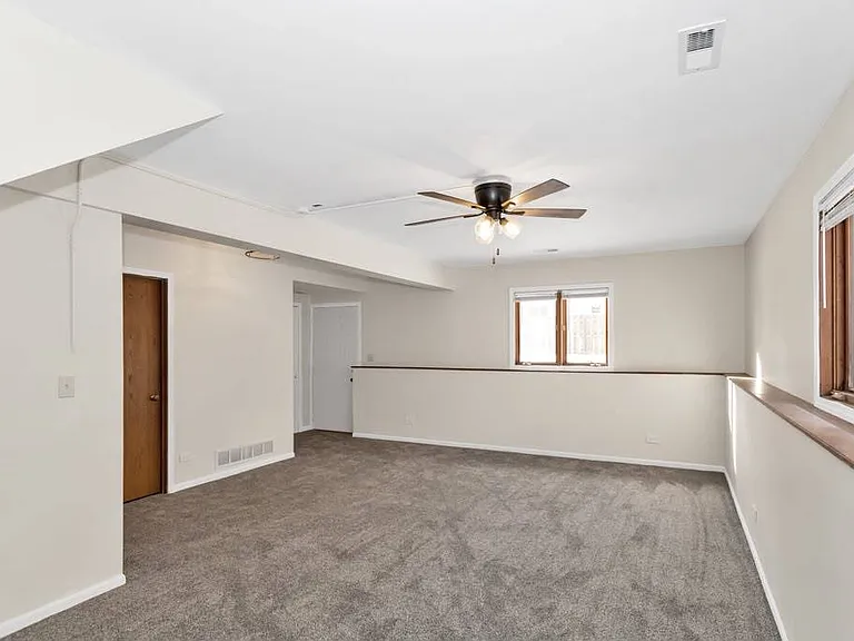 708 Michigan Ave — Photo 17