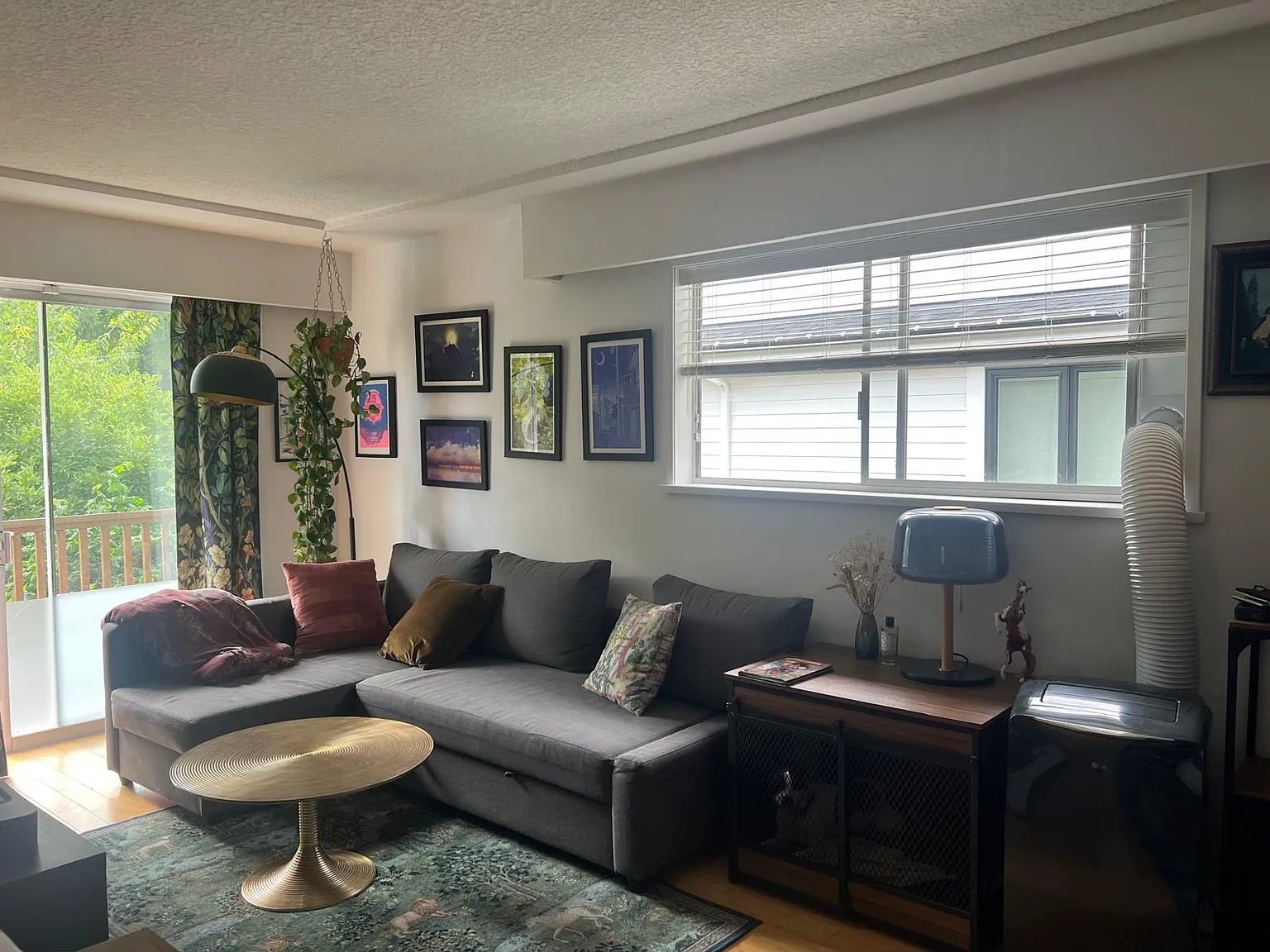 2129 William Street — Photo 2