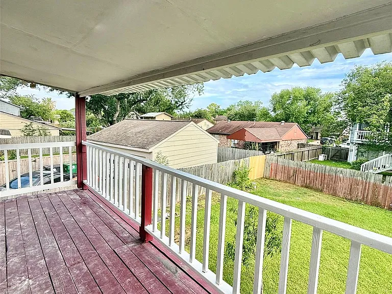12210 Cliffgate Dr — Photo 21
