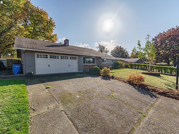3rd image of 8905 NE 102nd St