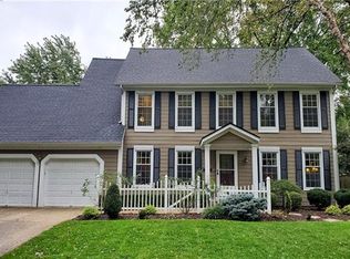 8522 Constance St, Lenexa, KS 66215