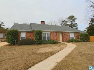 528 Turtle Creek Dr, Birmingham, AL 35226