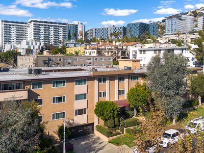 1121 N Olive Dr APT 213, West Hollywood, CA, 90069