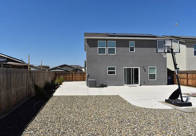 4554 Iris Ct — Photo 38