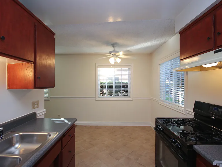 264 Alpine St #1 — Photo 9