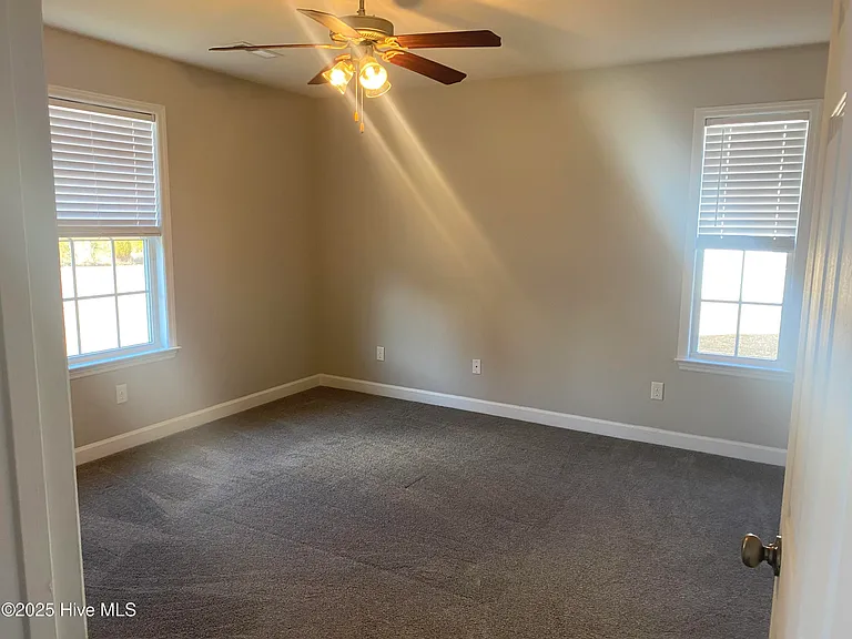 192 Pine Hollow Rd — Photo 7
