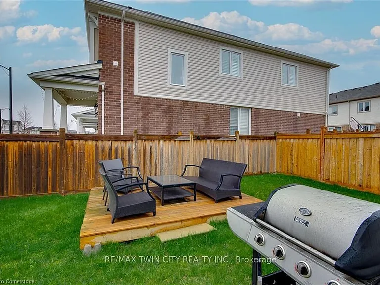 18 Blue Oak St — Photo 29