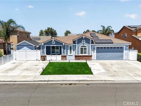 2243 Finch Cir, San Jacinto, CA 92582
