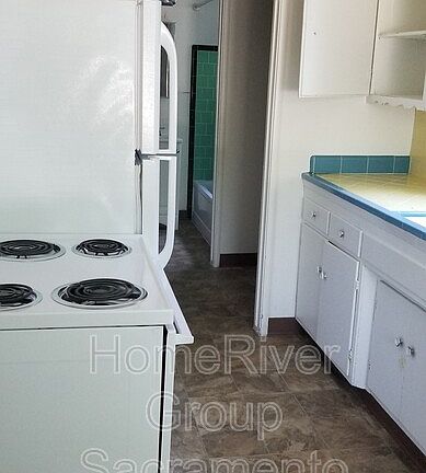 4th image of 3224 X St APT 1