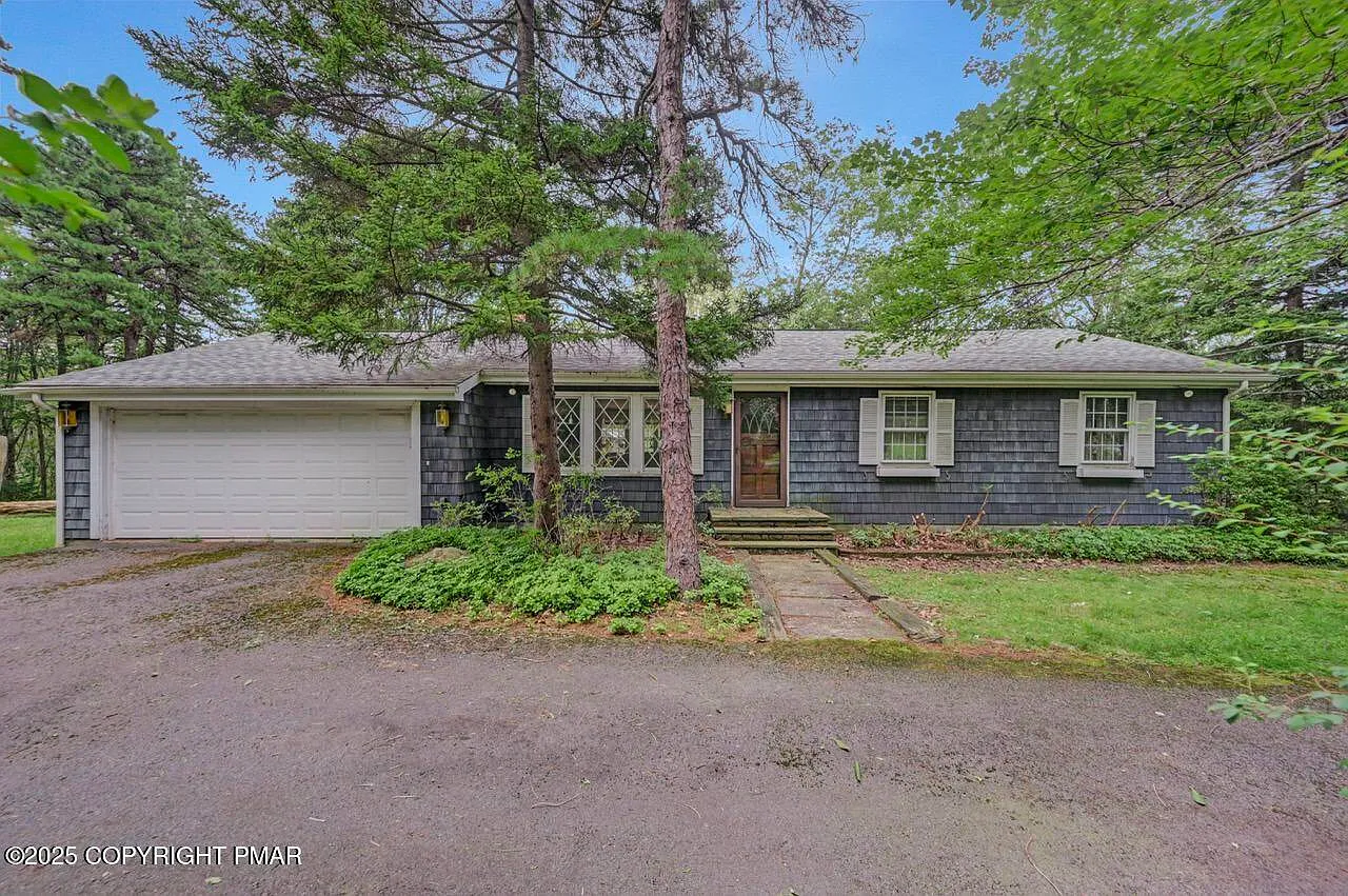 5142 Pine Tree Ln photo 1