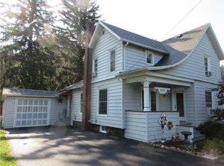 11151 S Lake Rd, Pavilion, NY 14525