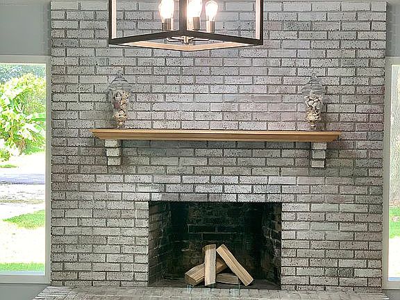 Gas or wood fireplace