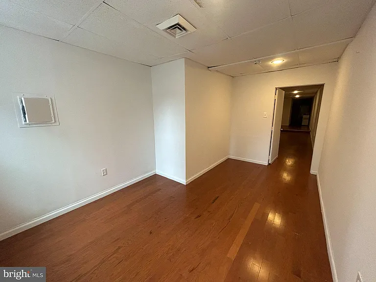 44 S 2nd St #2 — Photo 5