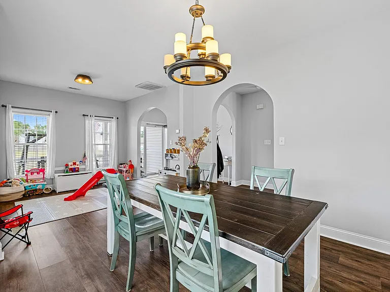 210 Dartmoor Trl — Photo 19