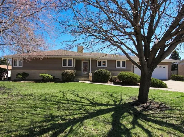 339 NW 6th St, Buffalo Lake, MN 55314